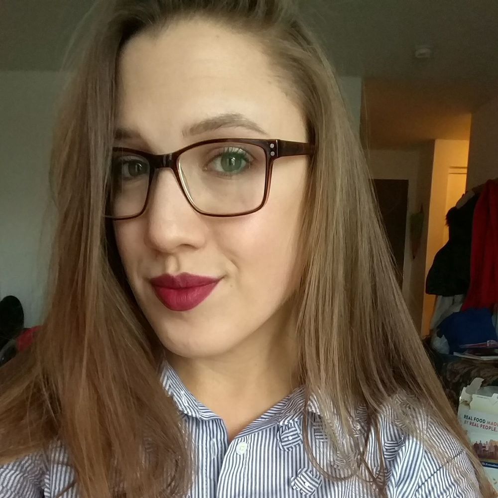 Meet your Posher, Chloe